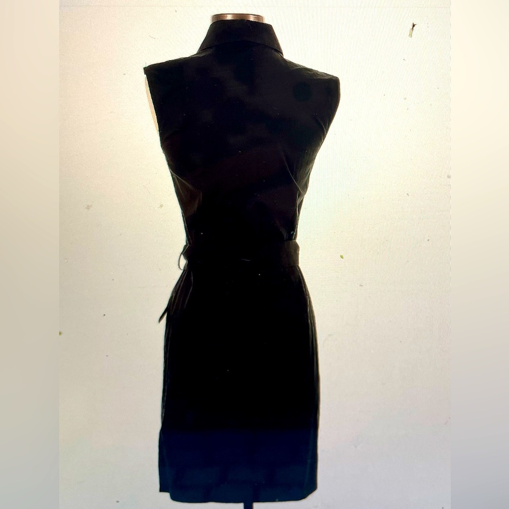 The limited black buttoned dress with belt - Picture 2 of 5